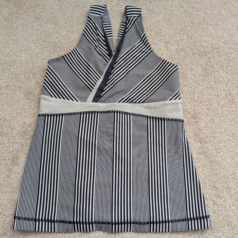 Lululemon Striped Navy and White Sleeveless Tank Top